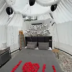 Igloo Glamping Dome *