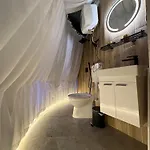 Igloo Glamping Dome *