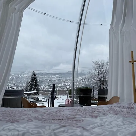 Igloo Glamping Dome Apartment
